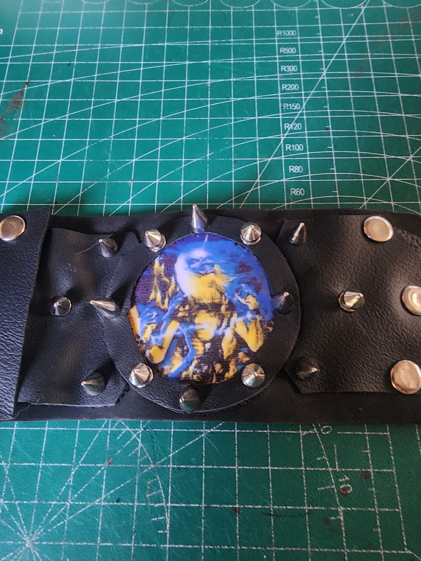 Black Leather Gauntlet iron maiden A.D.